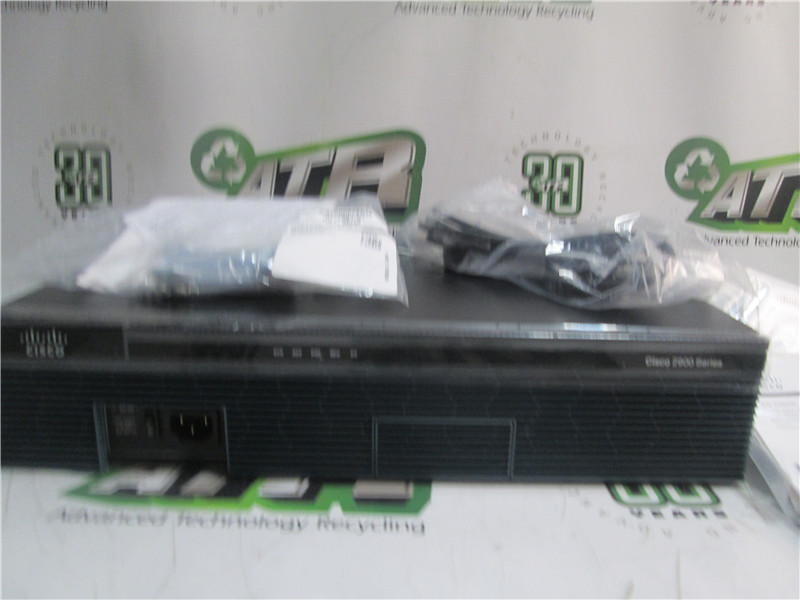 Cisco 2911 K9 V07 Router New Open Box with Power Cable Rack Ears