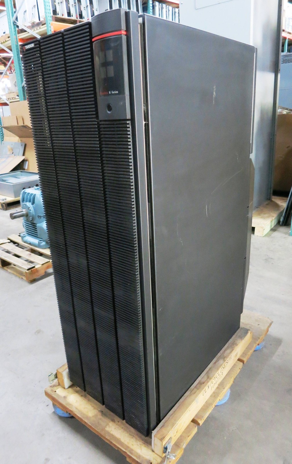 Tandem NonStop Himalaya K-Series Cyclone CLX/R Computer Systems Server w/ Boards