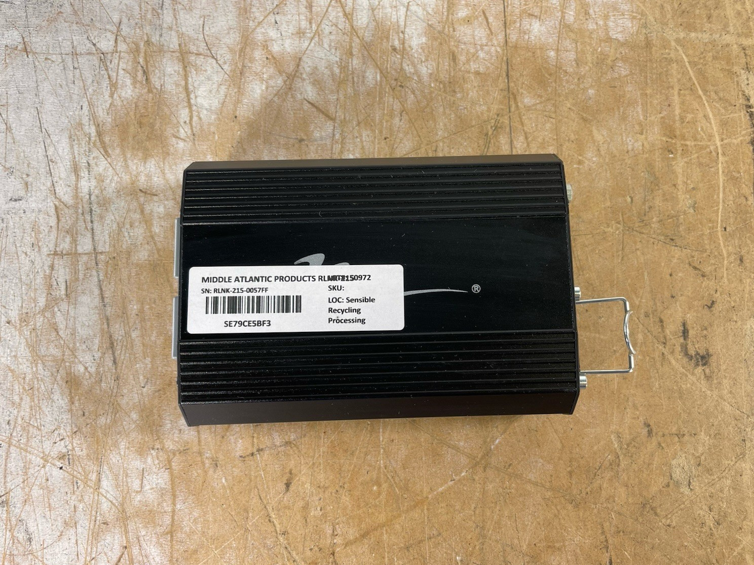 MIDDLE ATLANTIC PRODUCTS RLNK-215 2-OUTLET IP CONTROL POWER DISTRIBUTION UNIT