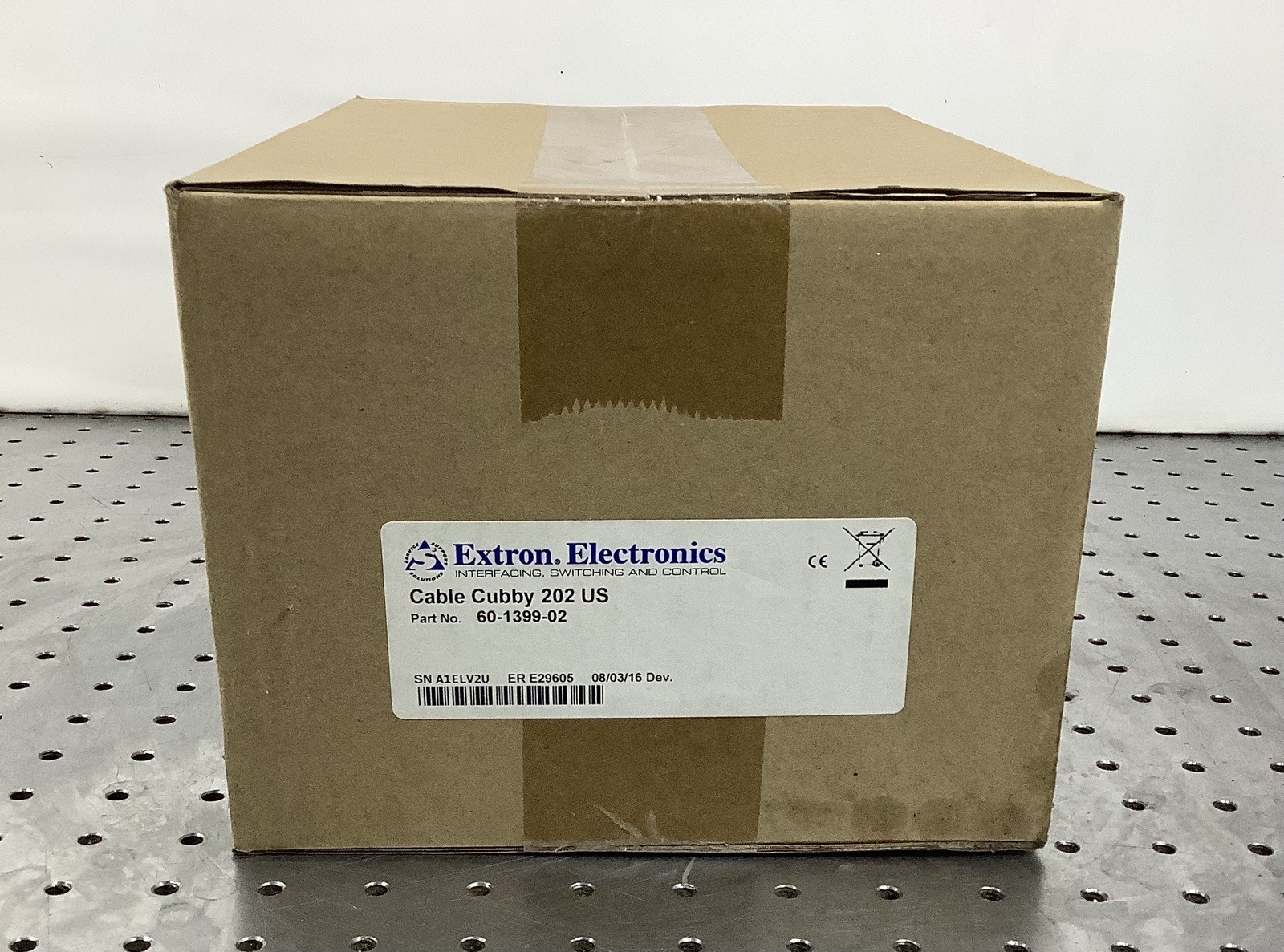 Extron Cable Cubby 202 US 60-1399-02