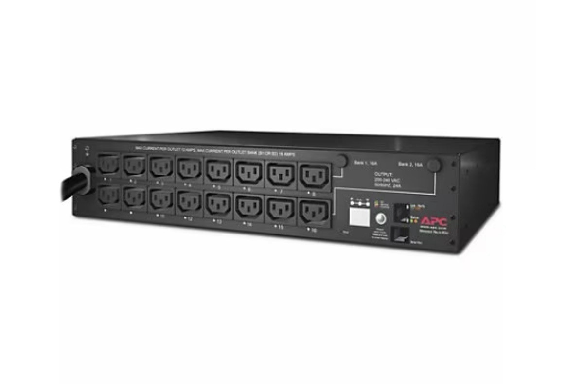 APC AP7911B Switched Rack Power Distribution Unit (PDU) 16 outlet NEW IN BOX