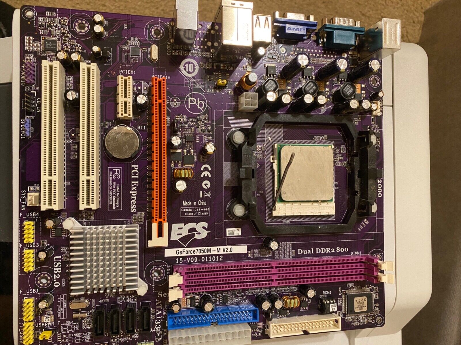 Motherboard -ECS GeForce7050M-M - 2.0 - motherboard - micro ATX - Socket AM2+ 