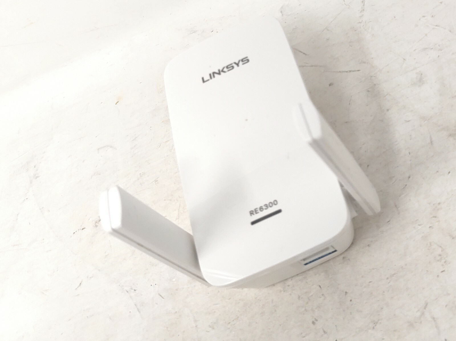 Linksys RE6300 WiFi Range Extender