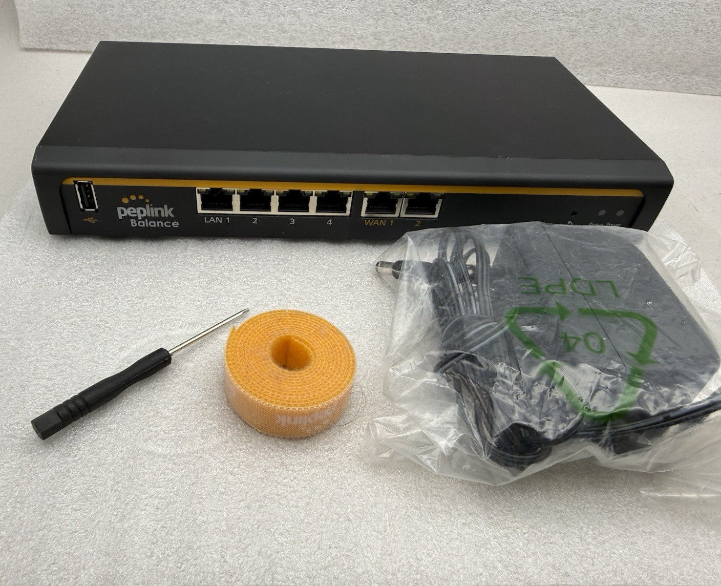 Peplink Balance 20 Model-BPL-021 with Power Adapter USED *read..