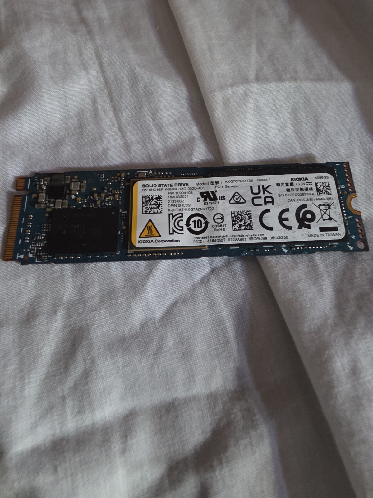KIOXIA XG7-P 4TB NVMe PCIe Gen4 x4 M.2 2280 Internal SSD KXG70PN84T09