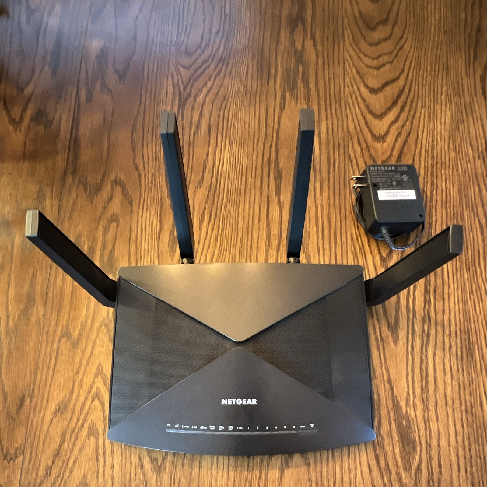 NETGEAR Nighthawk X10 Smart WiFi Router (R9000) - AD7200