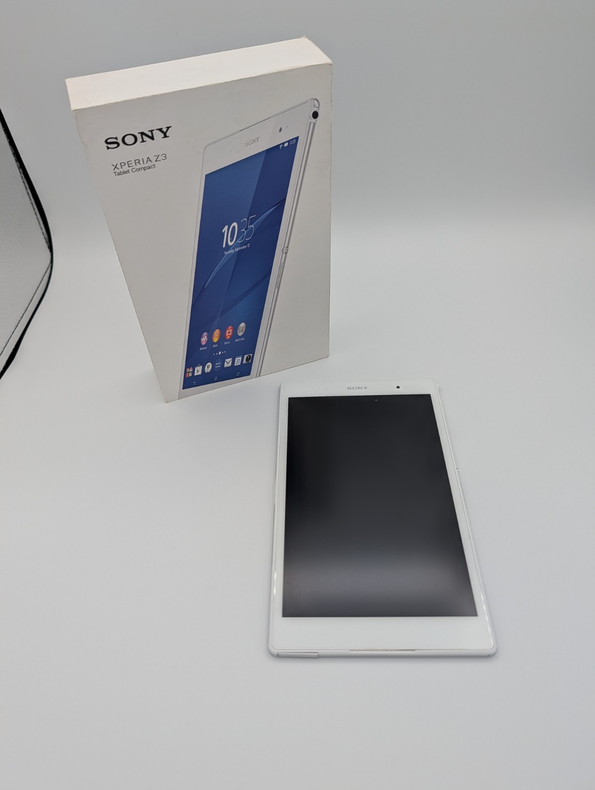 Sony Xperia Z3 Tablet Compact SGP621 (Unlocked) White, 32GB, Boxed
