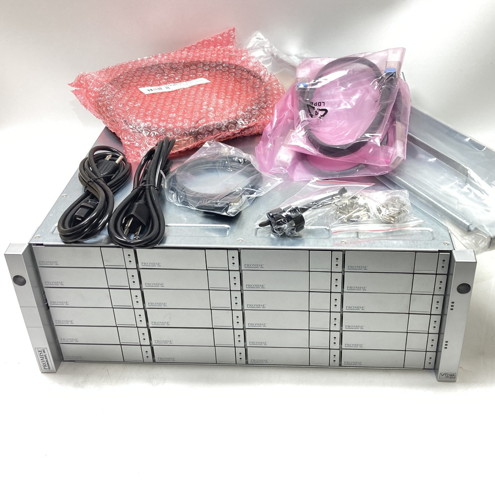 NEW OPEN BOX - Promise vTrak J830S 4U 24-Bay Dual 6G SAS SATA Storage Array JBOD