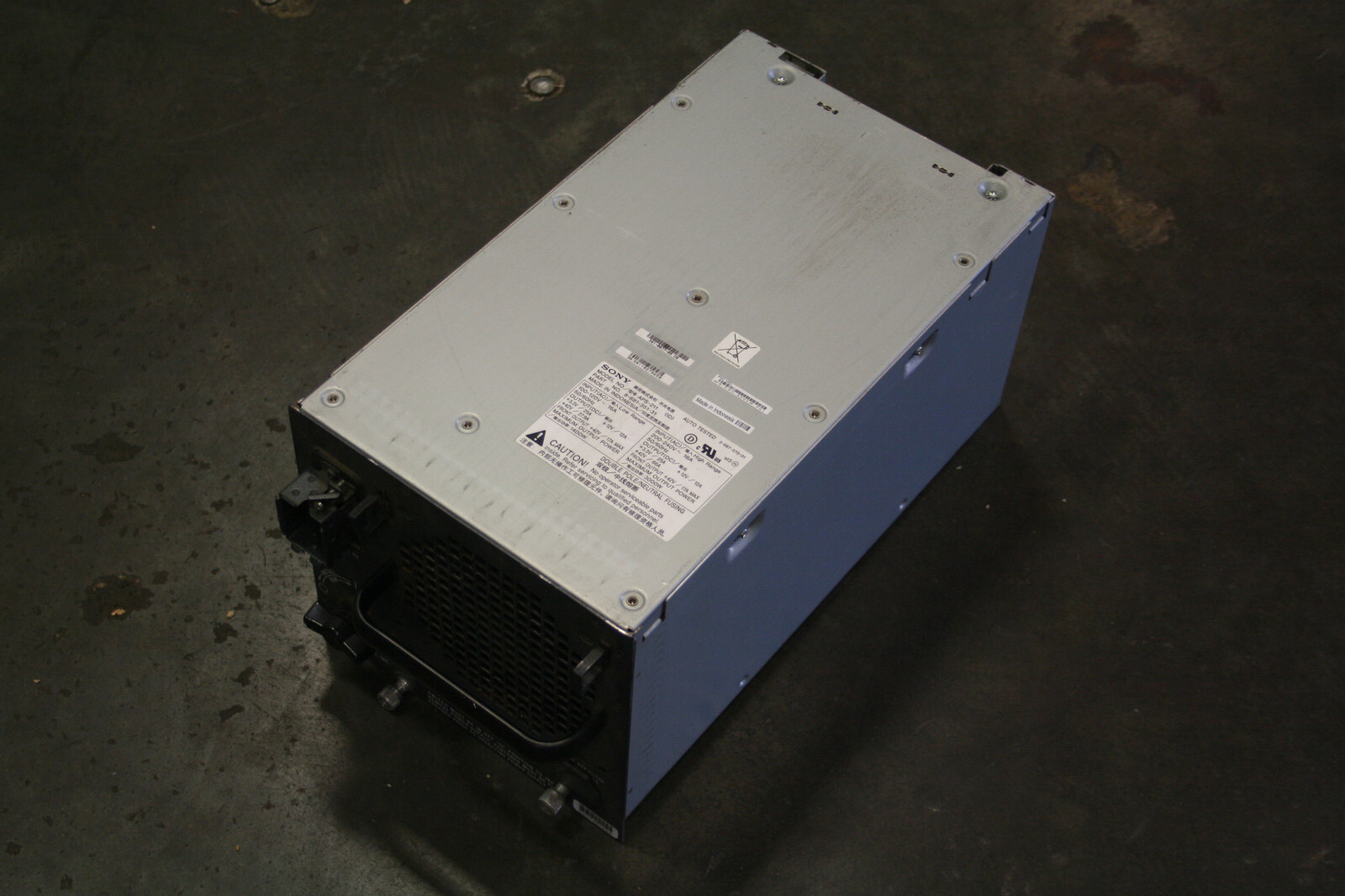 USED Cisco/Sony APS-188 6500 Series 3000W Power Supply part# 8-681-333-71 untest
