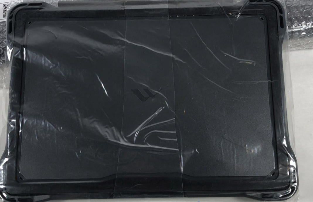 Brenthaven 1050 Edge Click-connect Keyboard Case Utilizes Ipad 7th/8th Gen Smart