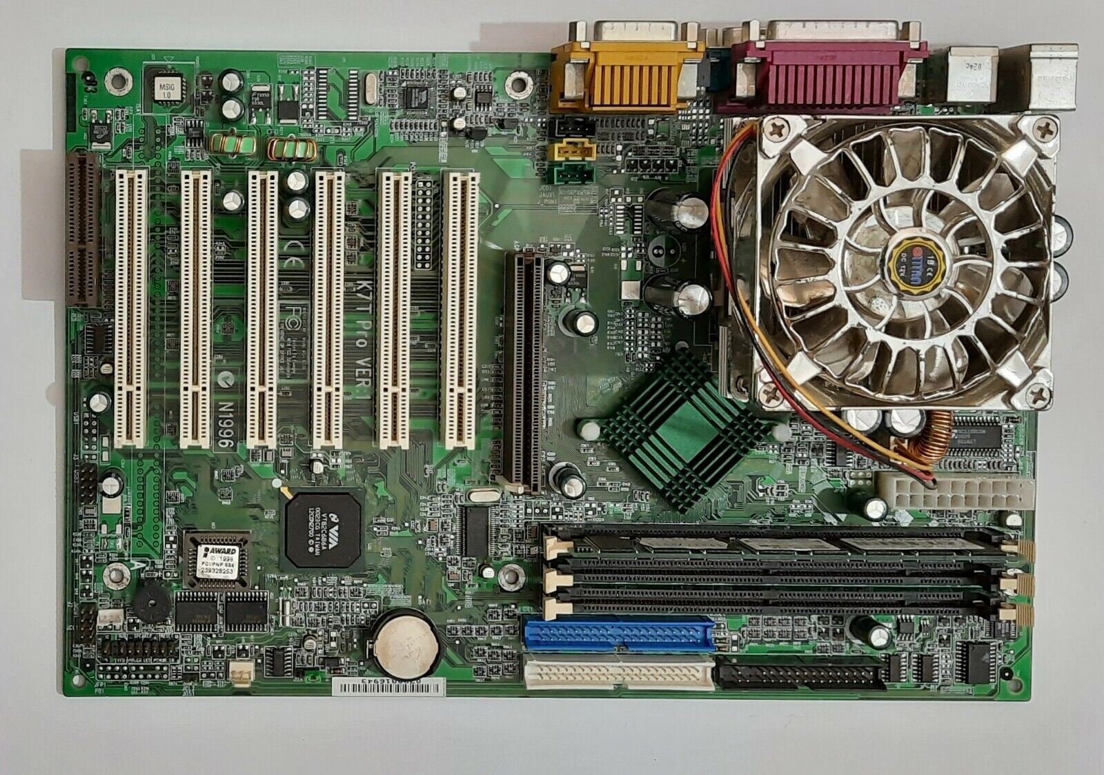 MSI K7T Pro MS-6330 Socket A Retro AGP Motherboard + AMD Athlon 1200MHz + 512MB