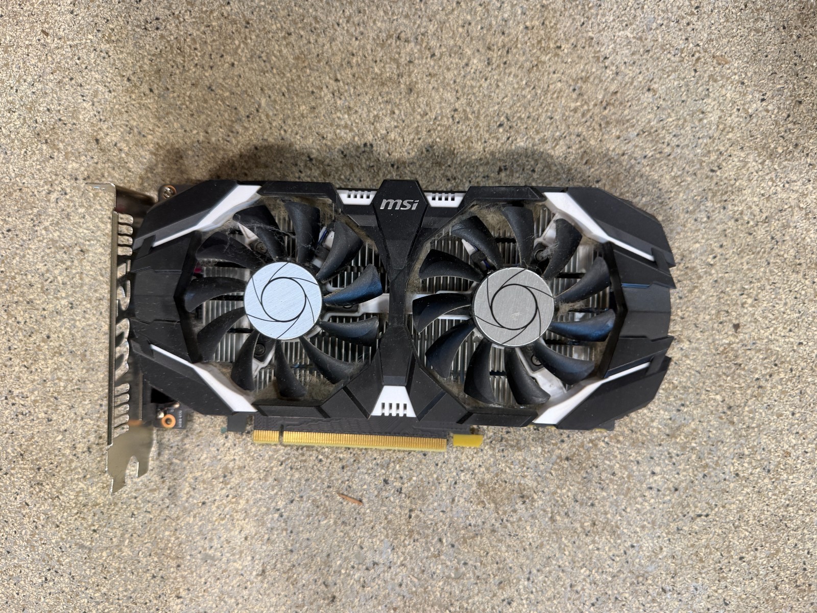 MSI GeForce GTX 1050 2GT OC