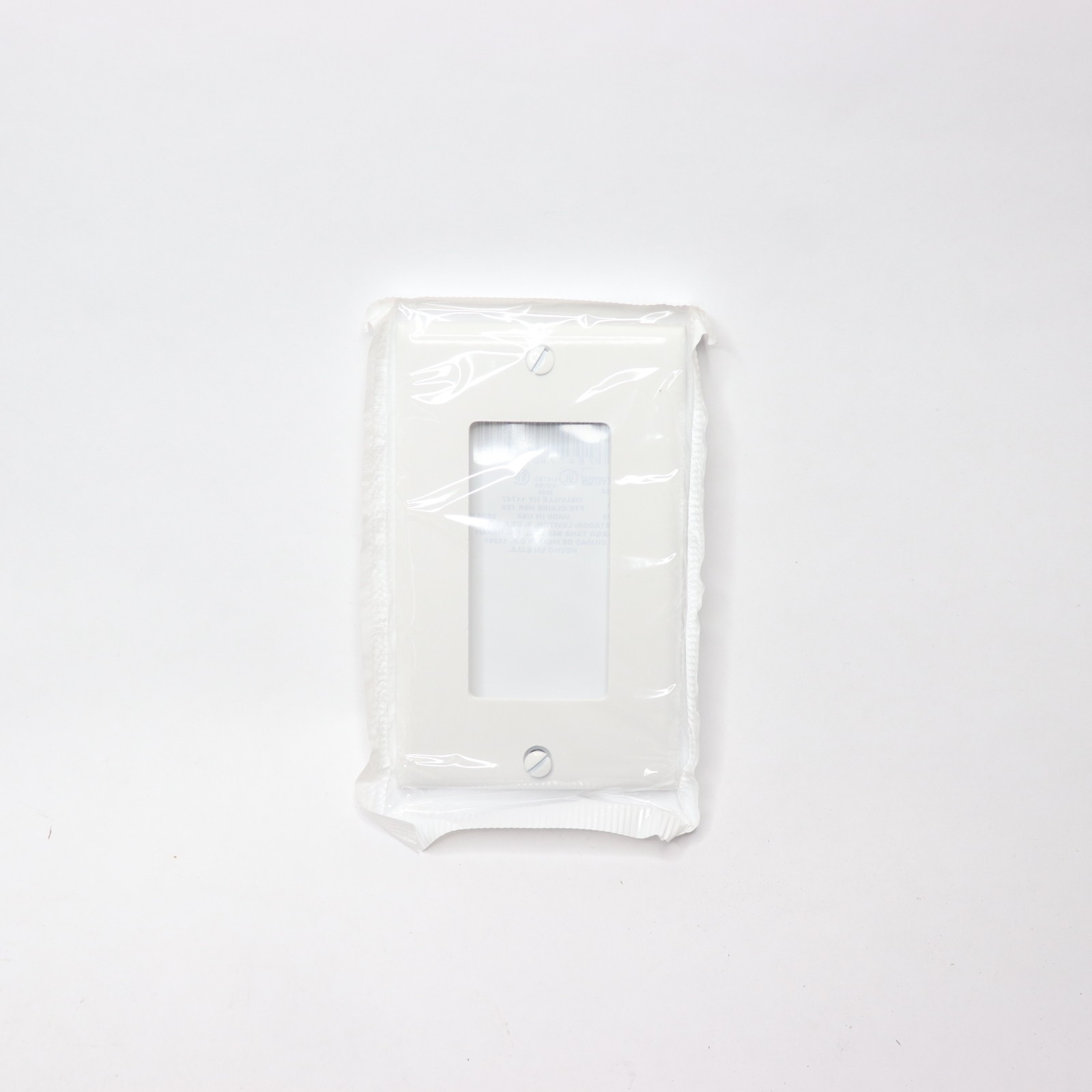 Leviton 1-Gang White Decora/Rocker Plastic Standard Wall Plate (1-Pack) 80401-W