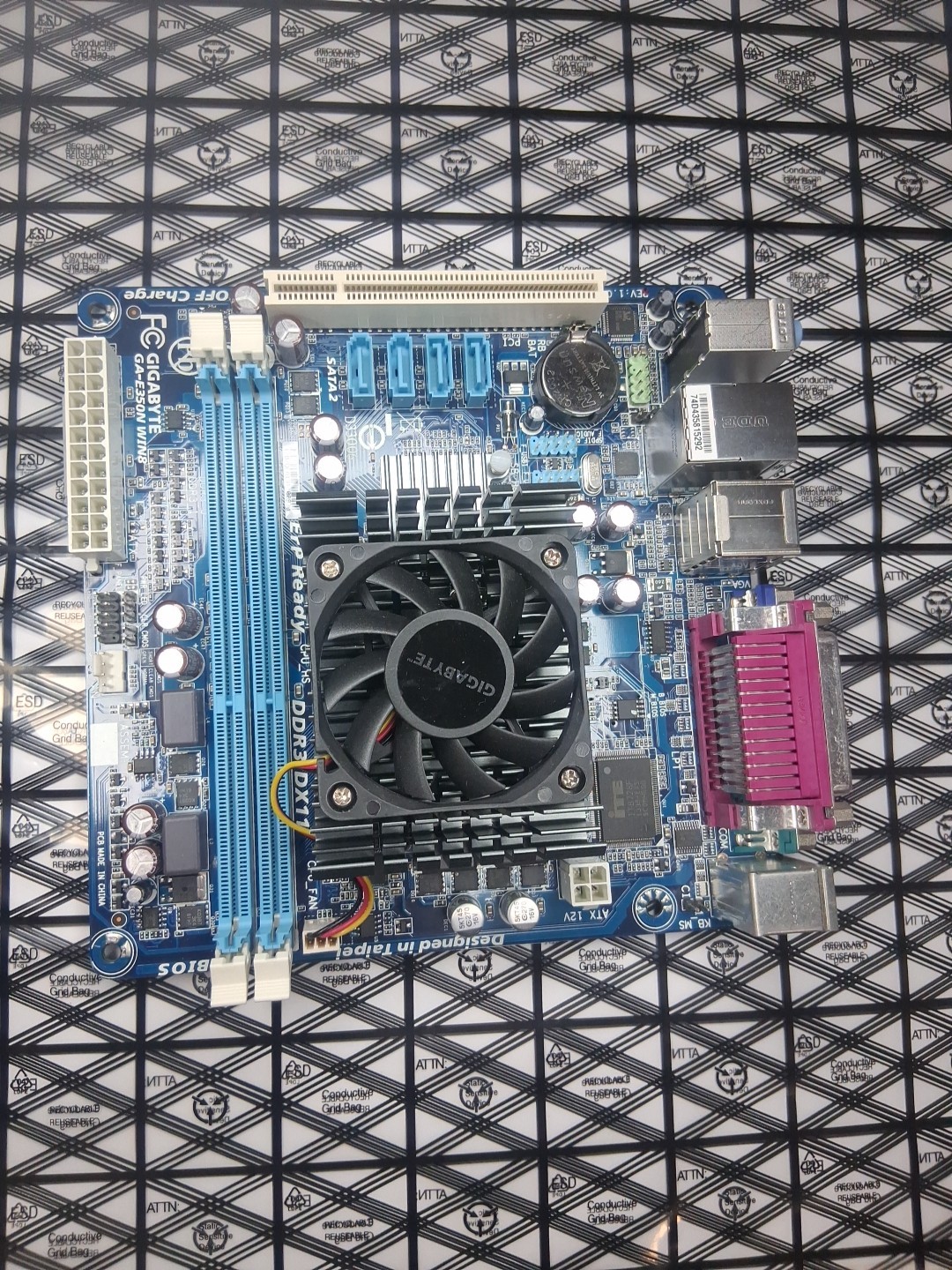 Gigabyte Win 8 Motherboard