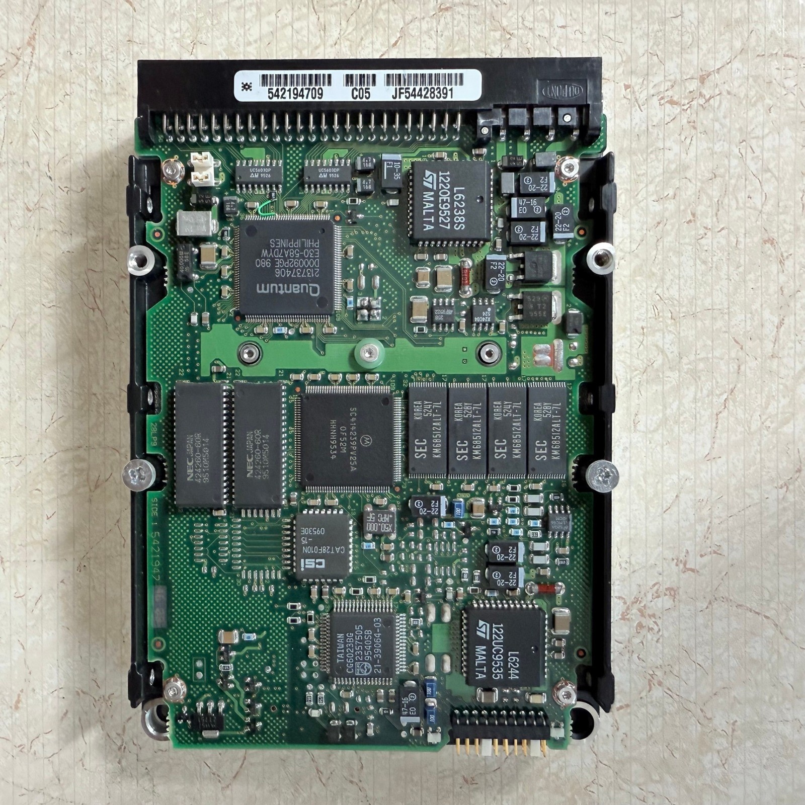 Quantum SCSI Hard Drive PCB Board Vintage - Model PE54541391 for Parts/Repair