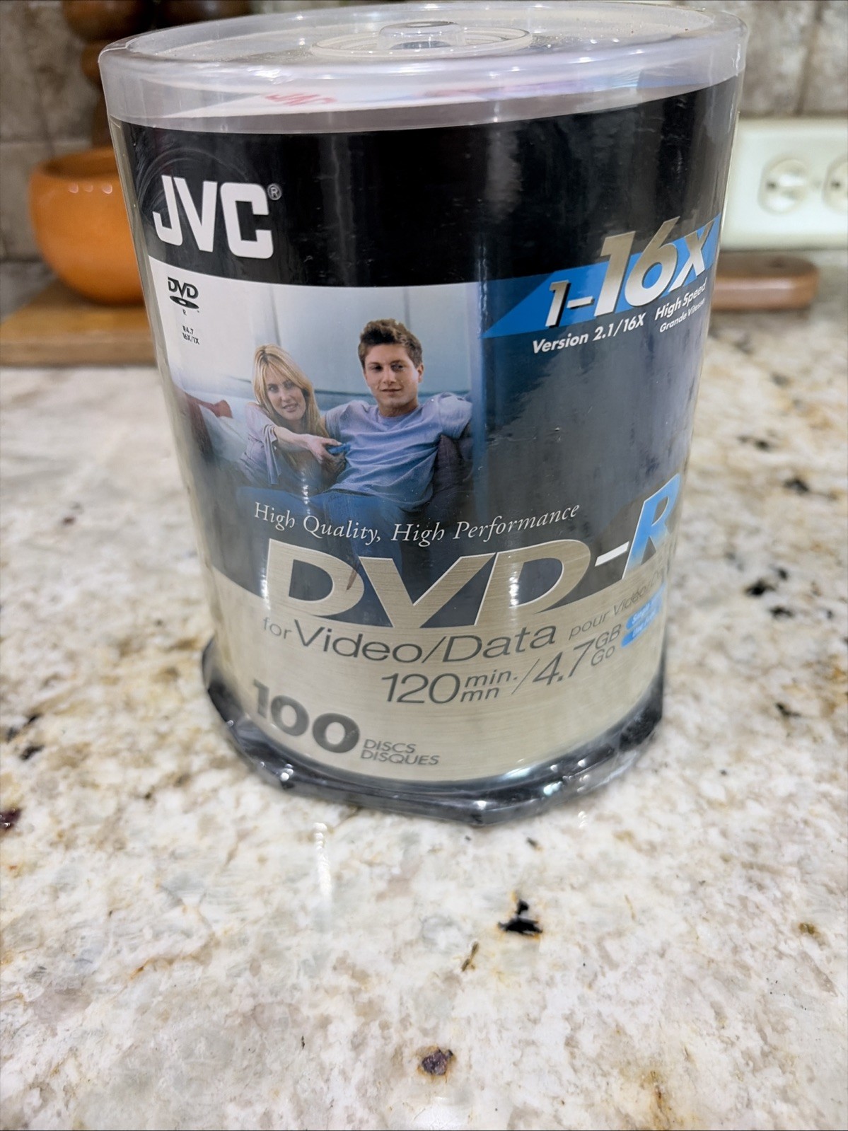 JVC Vdr47Gu100 4.7 Gb Dvd-R (100-Ct Spindle) (Discontinued by Manufacturer)