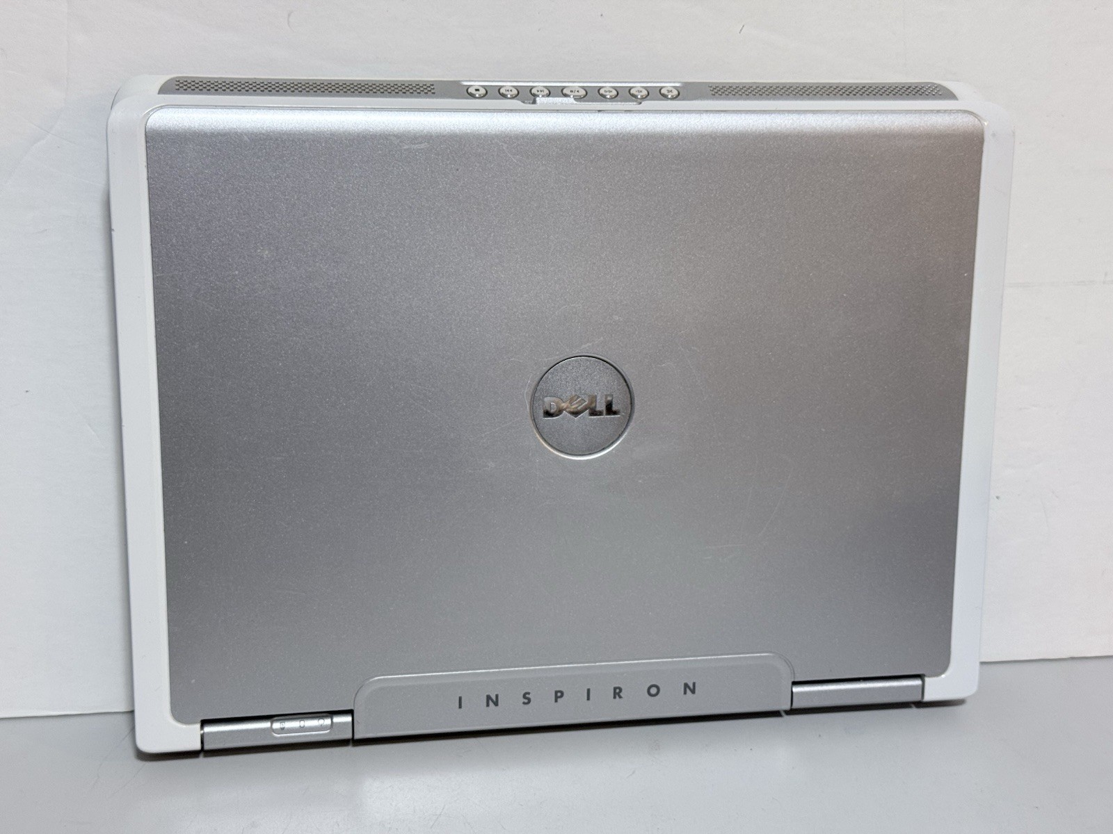 DELL INSPIRON 6000 Pentium M 06D8 1.6GHz 2Gb RAM NO HDD Good OEM Battery