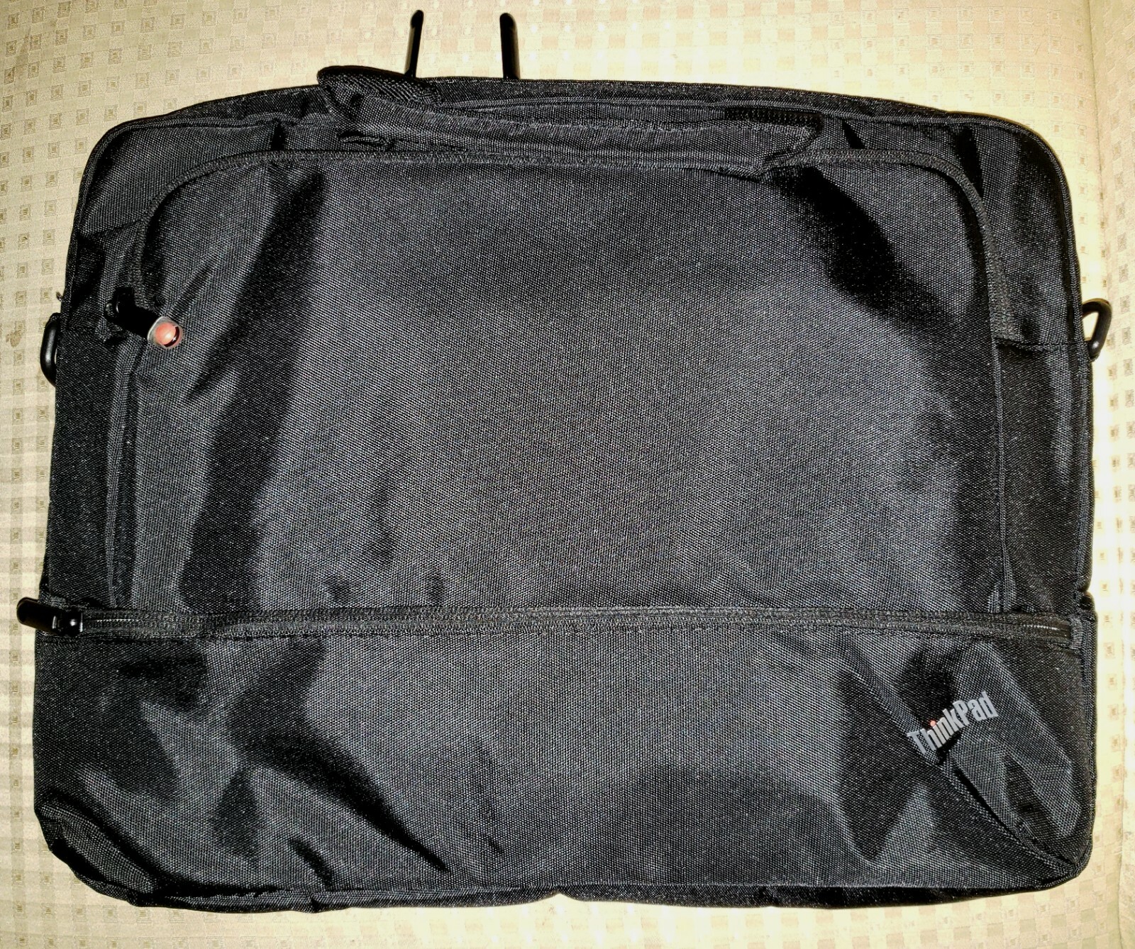 Lenovo ThinkPad Essential Top Load Case Laptop Bag Color Black
