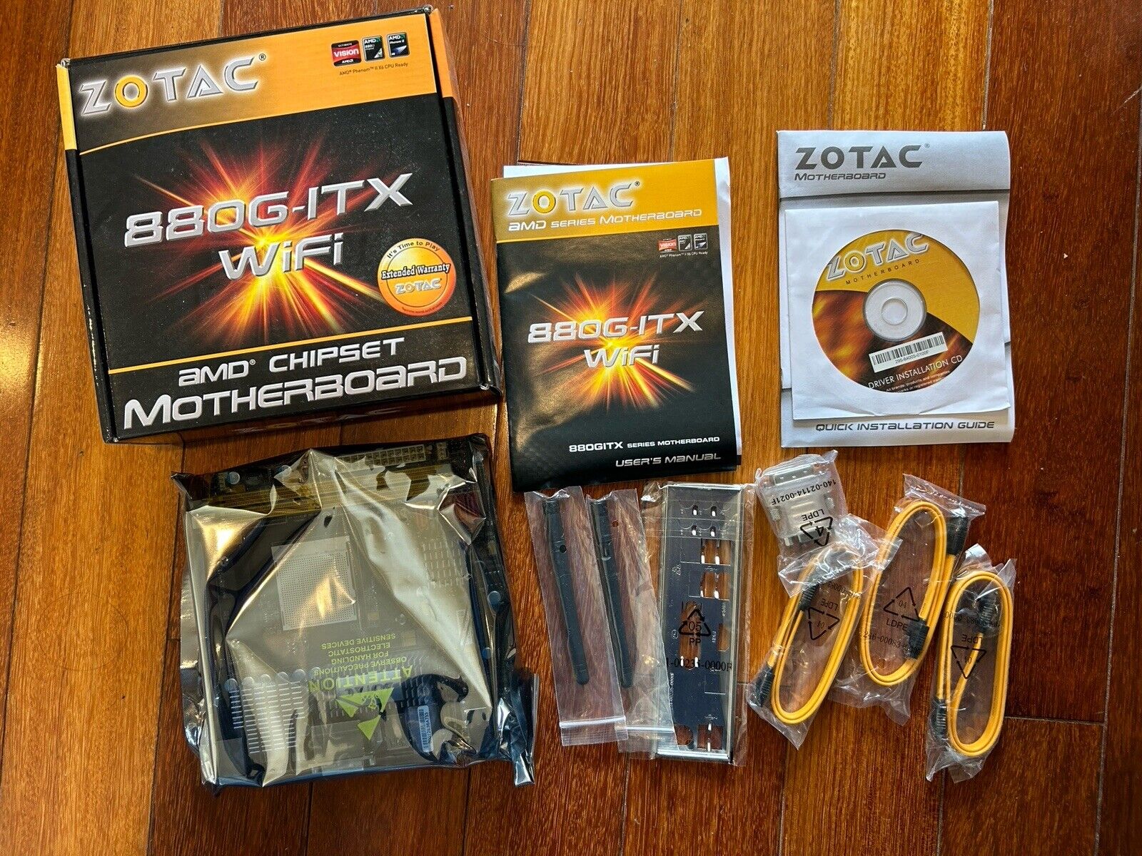 ZOTAC M880G-ITX, AMD (M880GITX-A-E) Motherboard