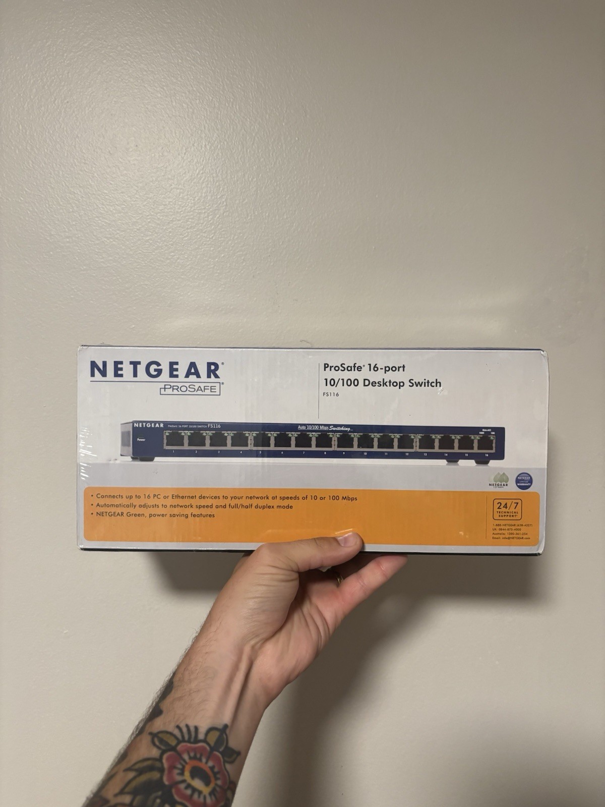 NETGEAR  ProSafe (FS116) 16-Ports External Switch NEW SEALED BOX