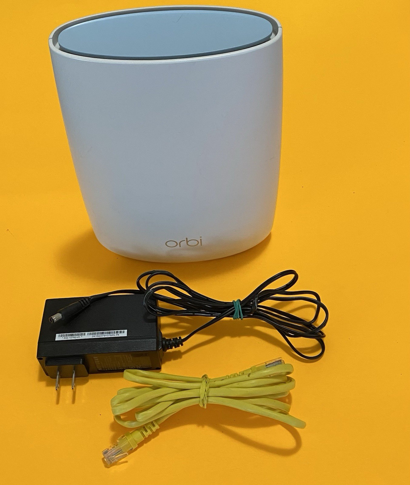 Netgear Orbi RBR50v2 AC3000 Router Tri-Band WiFi Extender Router