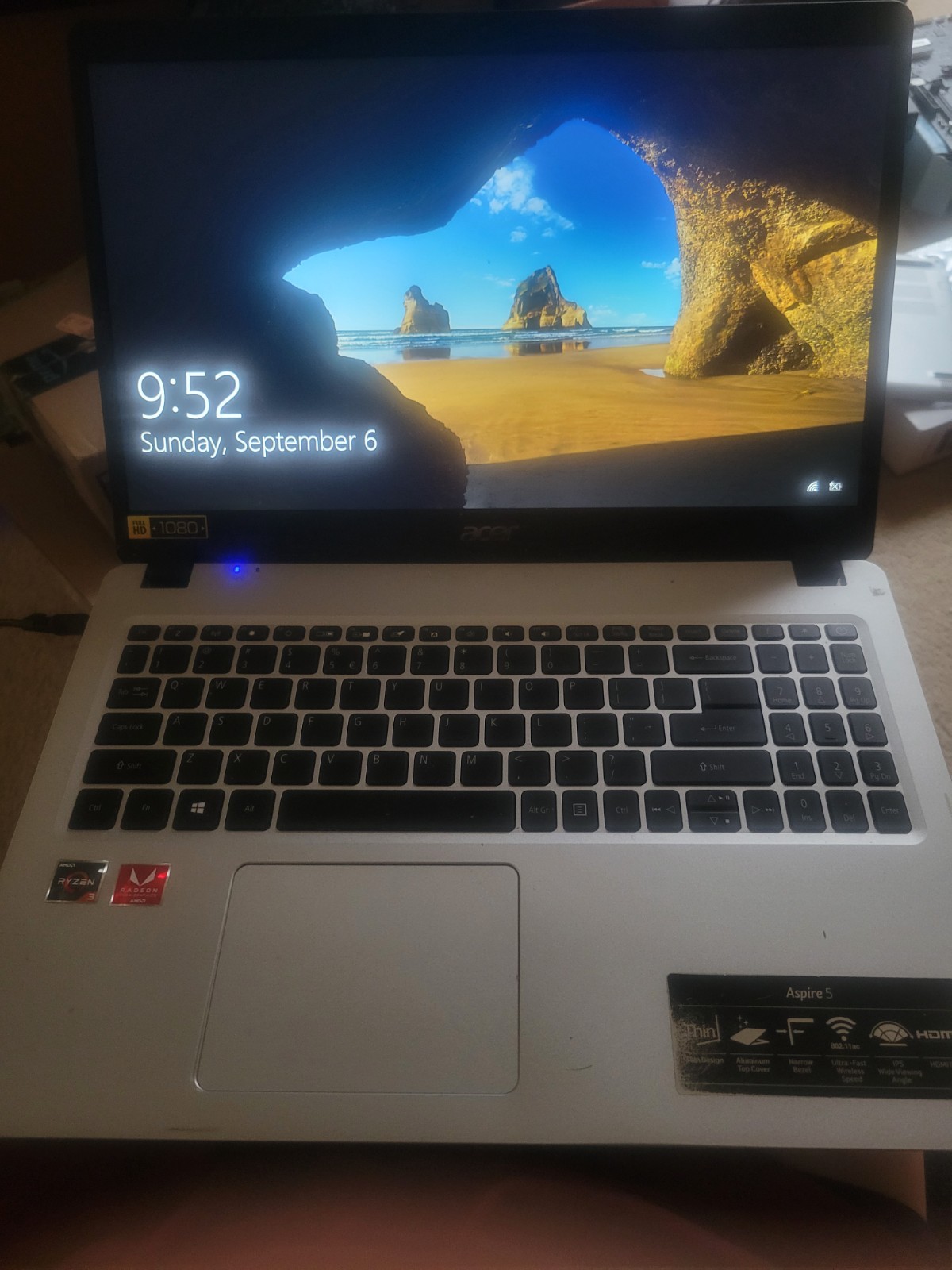 Acer Aspire 5 A515-46-R3UB 15.6" (128GB SSD, AMD Ryzen 3 3350U, 2.10GHz, 4GB...