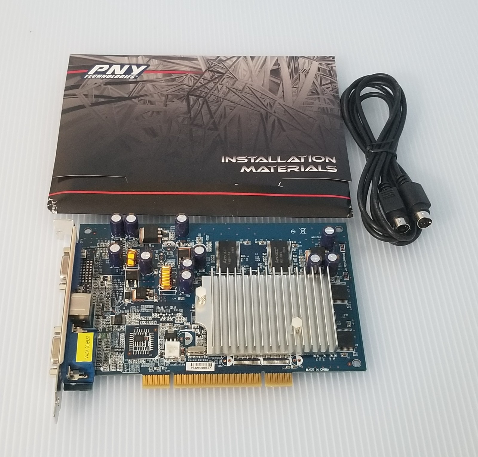 PNY Nvidia GeForce FX5200 256MB PCI Video Graphics Card VCGFX522PPB