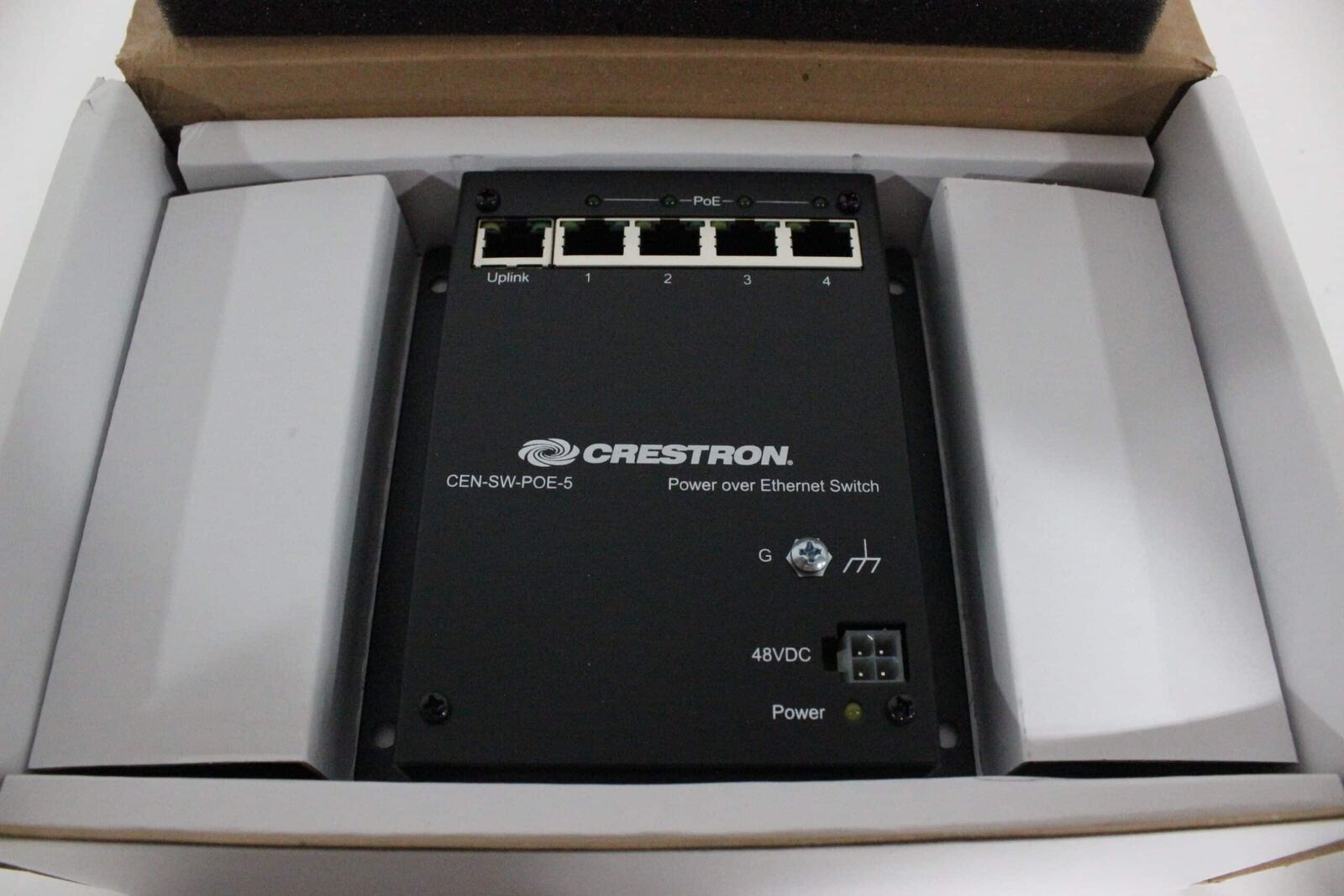 Crestron CEN-SW-POE-5 (5-port Gigabit Ethernet switch) (C1365-81)