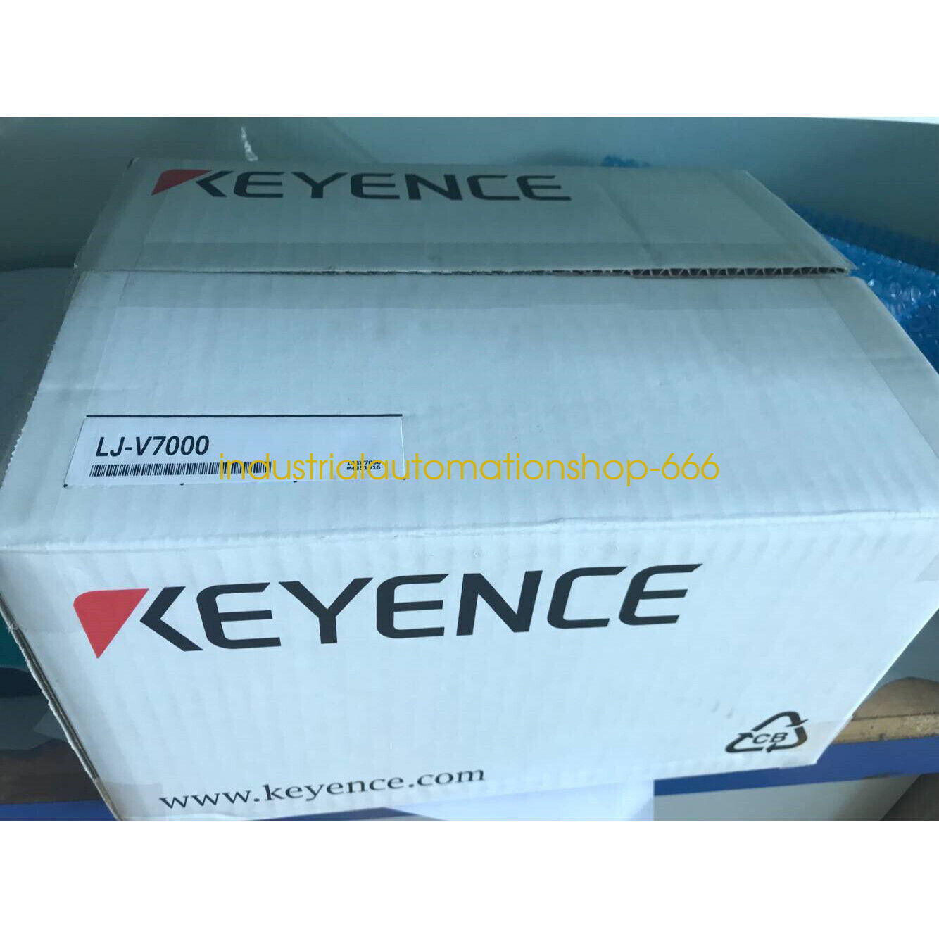 1ps NEW KEYENCE Laser displacement sensor LJ-V7000 Via DHL or FedEX