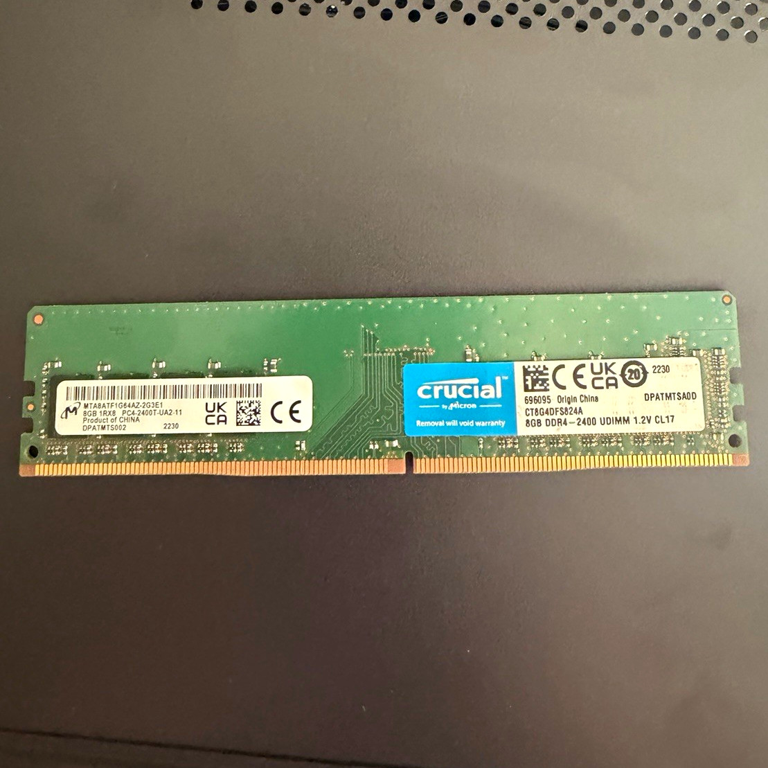 Crucial 8GB DDR4-2400 UDIMM 288-Pin Unbuffered RAM CT8G4DFS824A