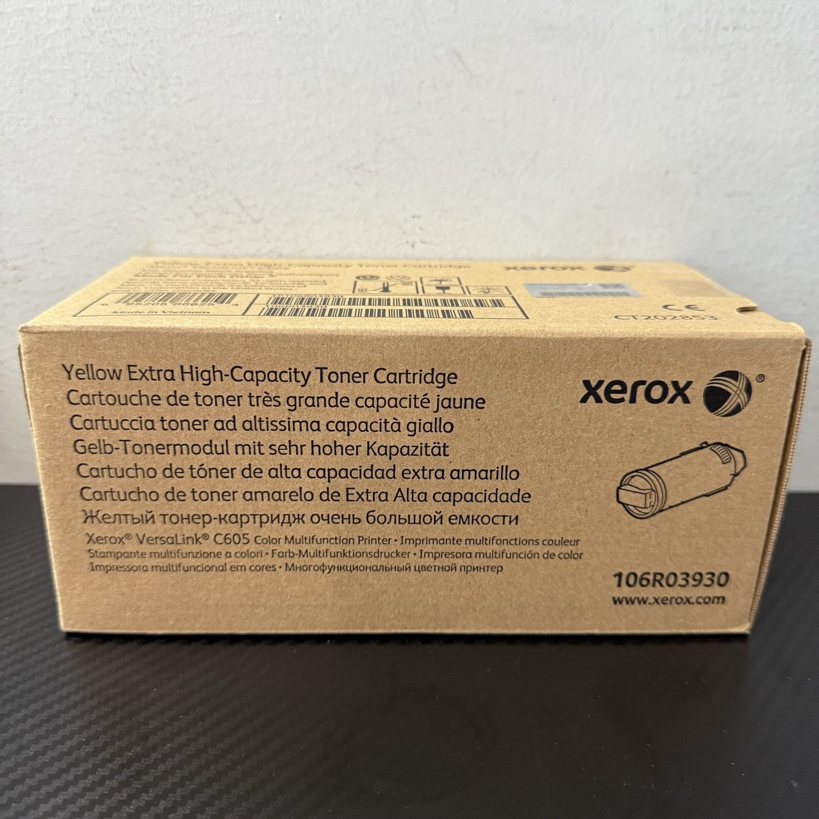 Xerox 106R03930 VersaLink C605 Extra High Capacity Yellow Toner Cartridge New