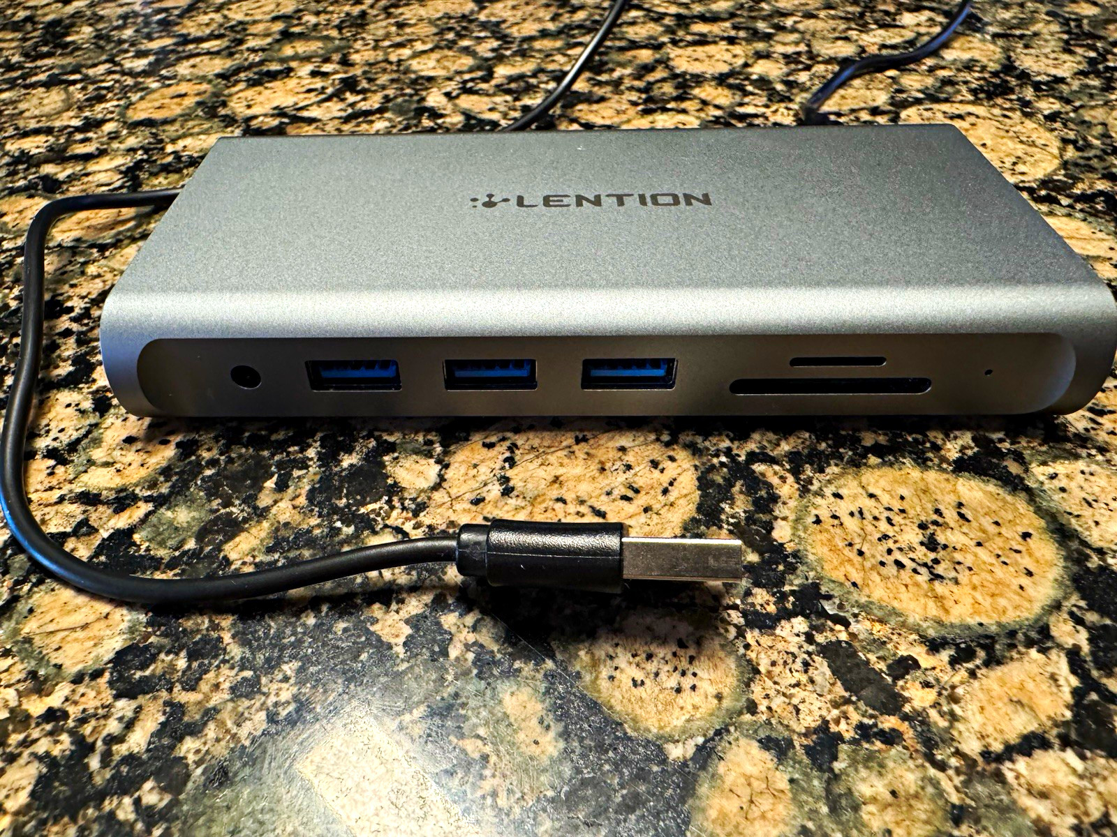 LENTION USB-C Type-C Hub Adapter USB-A Ports Portable Silver Cable  1ft