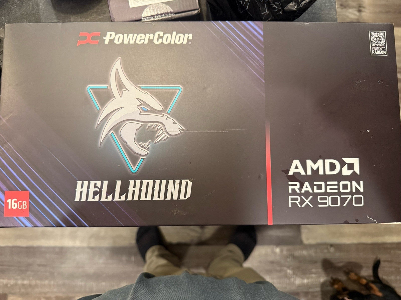 PowerColor Hellhound AMD Radeon RX 9070 16GB GDDR6 PCIe HDMI/DP