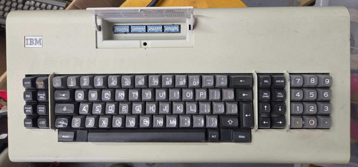 VERY RARE VINTAGE IBM 3101 Beam Spring keyboard manufactured in 1979