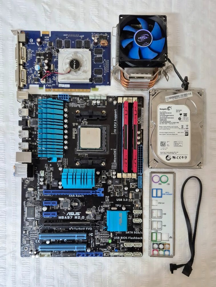 ASUS M5A97 R2.0 AM3+ AMD FX-8350 4GHz 8-Core 8GB DDR3 9400GT 500GB Cooler Bundle