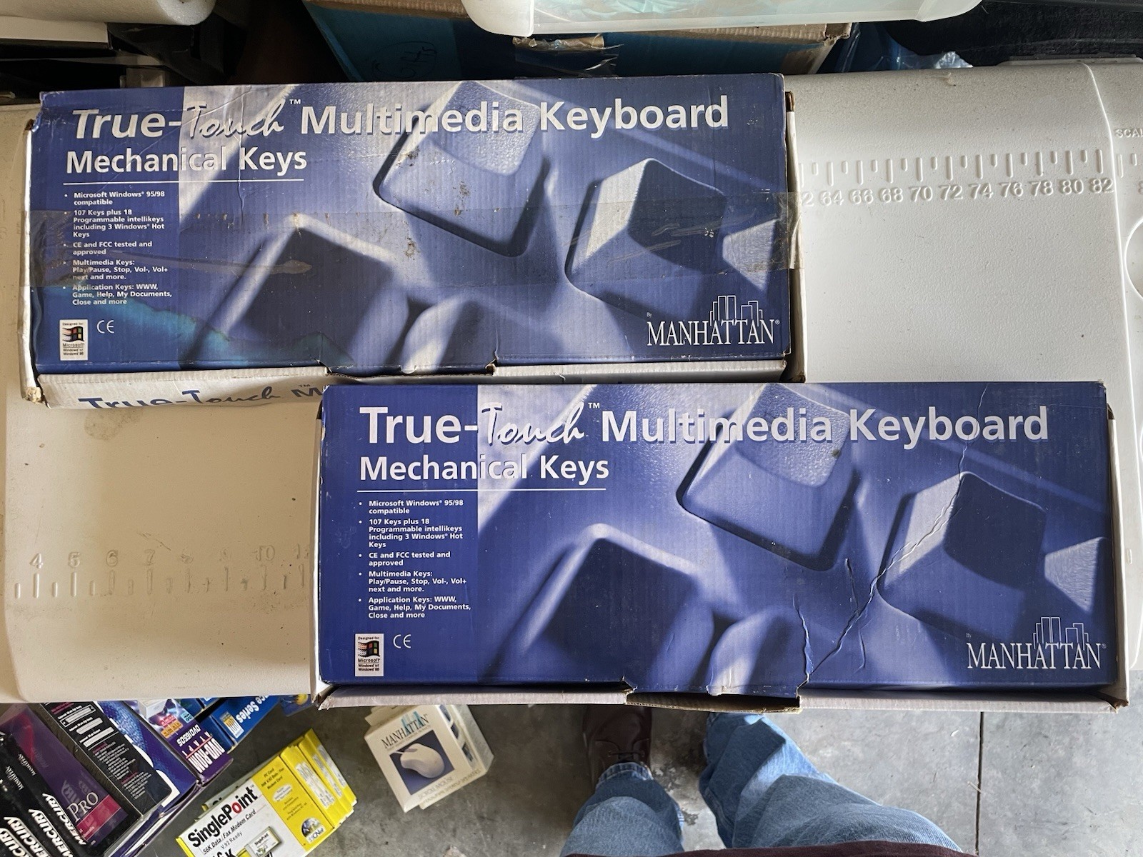 VINTAGE Manhattan True-Touch Keyboard Windows 95/98 Retro PC NIB Multimedia