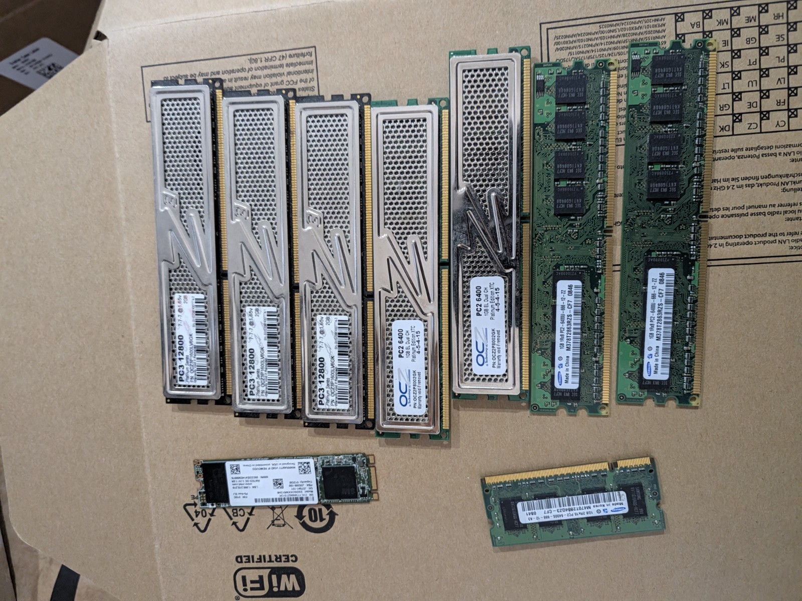 lot of computer misc part