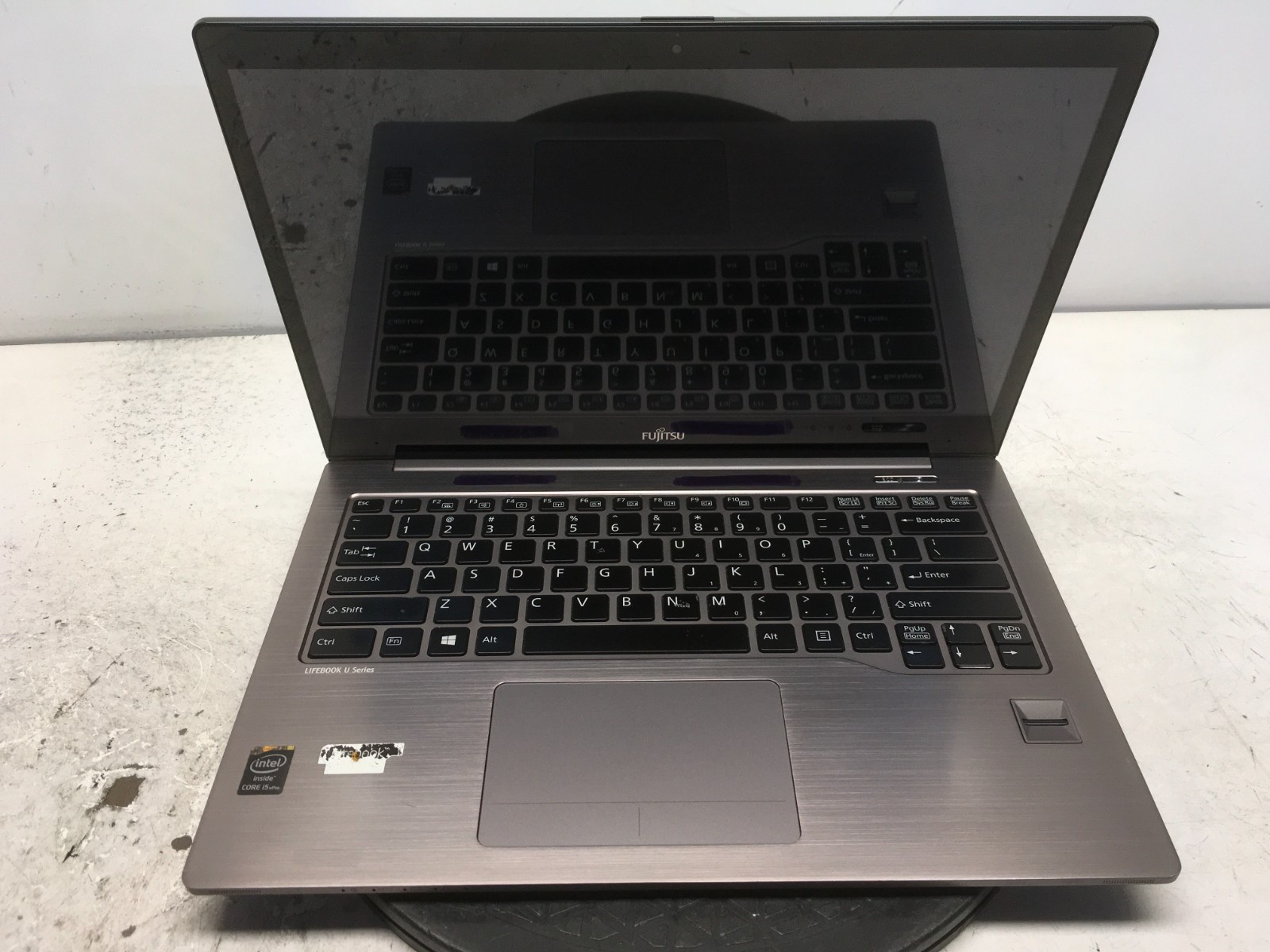 Fujitsu LifeBook U904 Intel i5-4300U 1.9GHz No RAM NO HDD No Batt