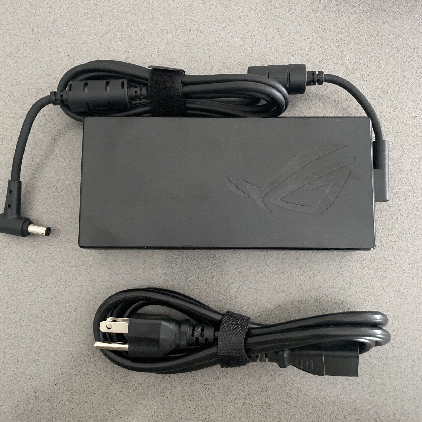 Genuine Asus Laptop Charger AC Adapter Power Supply ADP-230GB B 19.5V 11.8A 230W