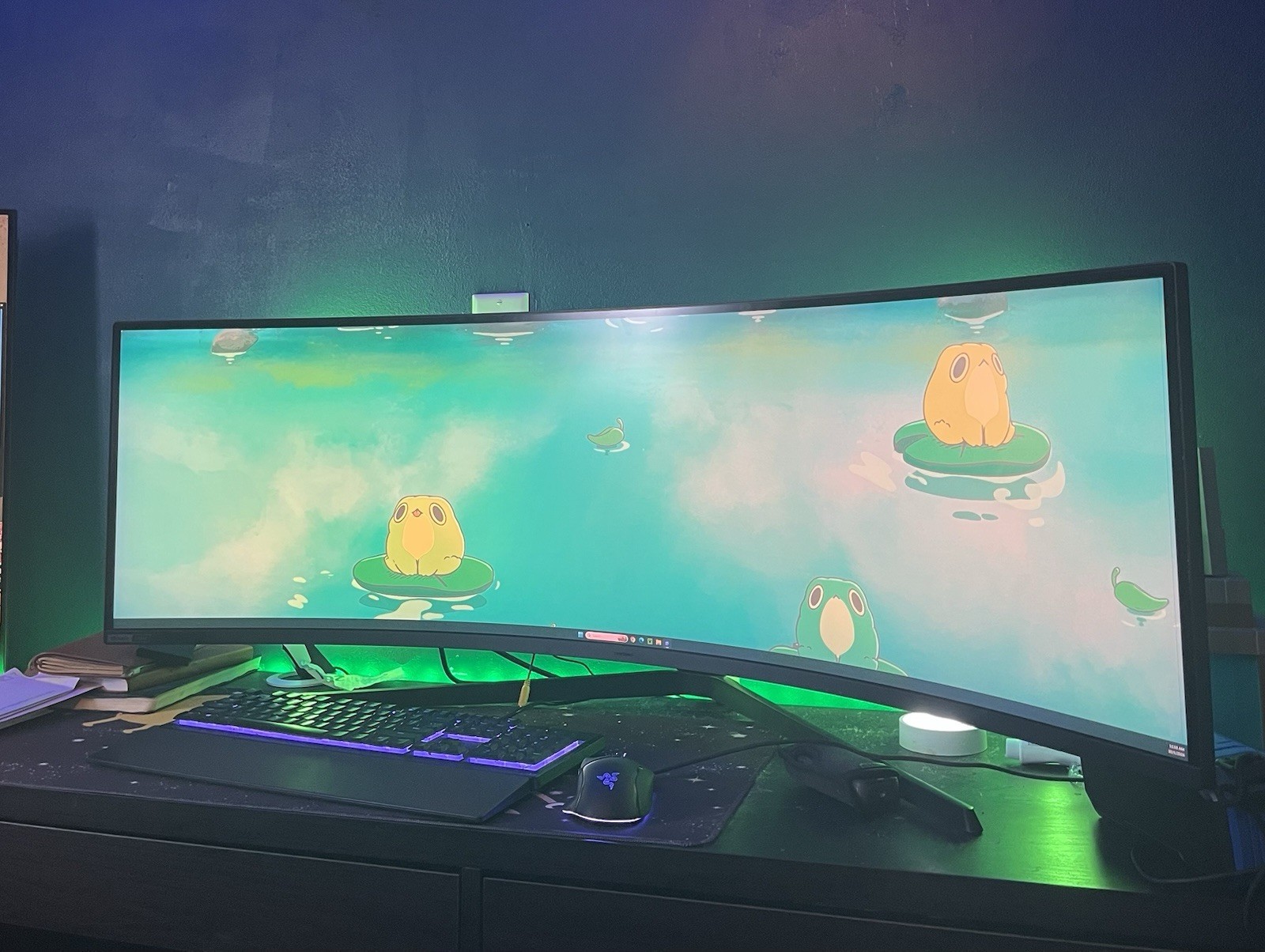 Samsung 57" Odyssey Neo G9 Curved Gaming Monitor (Display Imperfection)