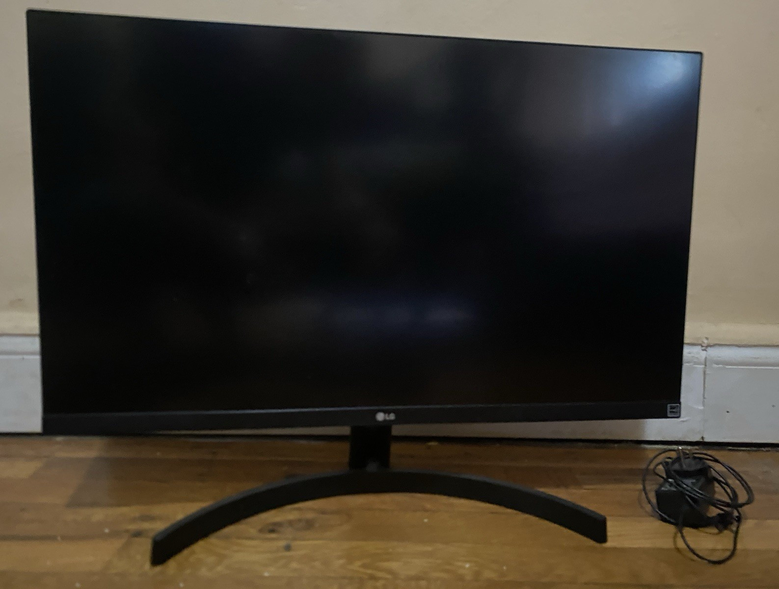 LG 27MK60TM-B 27in LCD Monitor FHD 1920x1080 Widescreen HDMI VGA Black