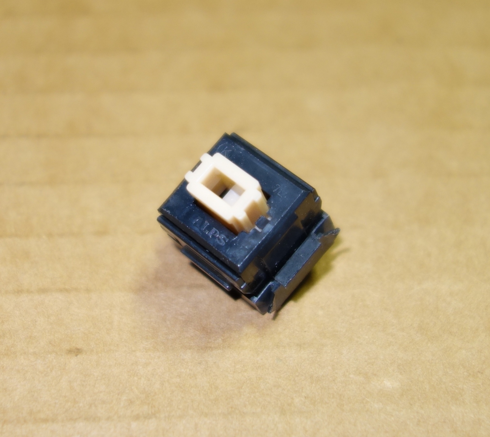 1x SKCM SALMON ALPS Replacement TACTILE Keyboard Switch TESTED WORKING W O-SCOPE