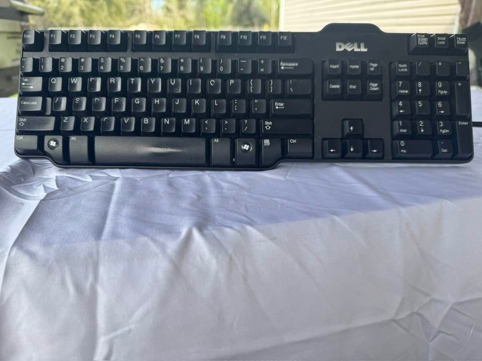 Dell SK-8115 Wired USB Keyboard Black Full Size OEM PC Tested Working