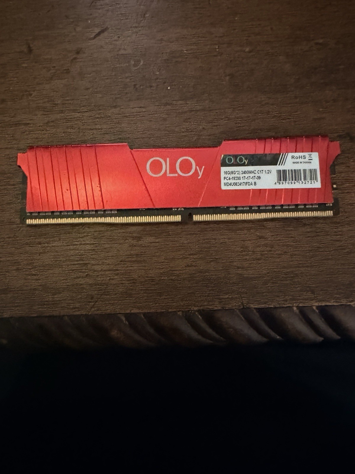 OLOy 8GB DDR4-2400 PC4-19200 288-Pin DIMM Unbuffered RAM MD4U082417FDIA