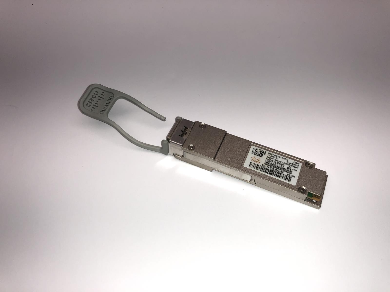 Genuine Cisco QSFP-40/100-SRBD Transceiver with Holo / 10-3317-01