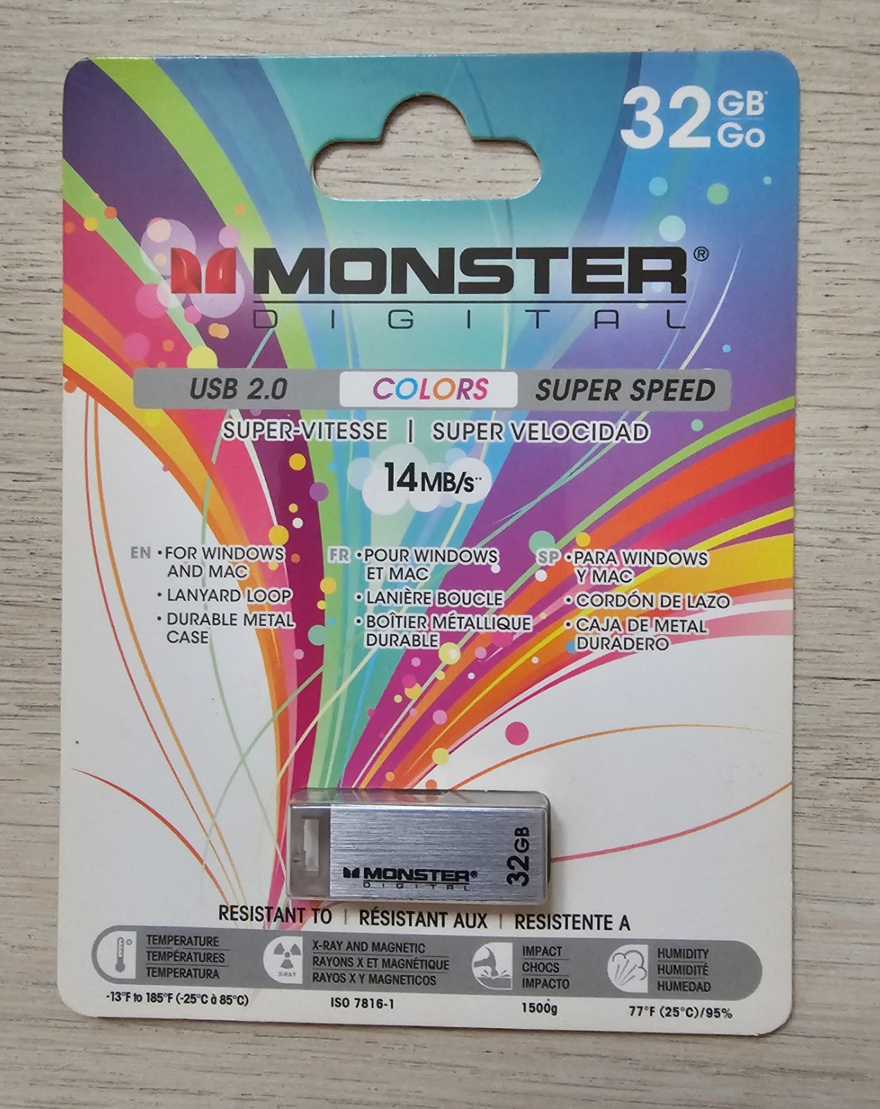 Monster Digital Colors 32GB USB 2.0 Flash Drive Silver Metal – New Sealed Packag