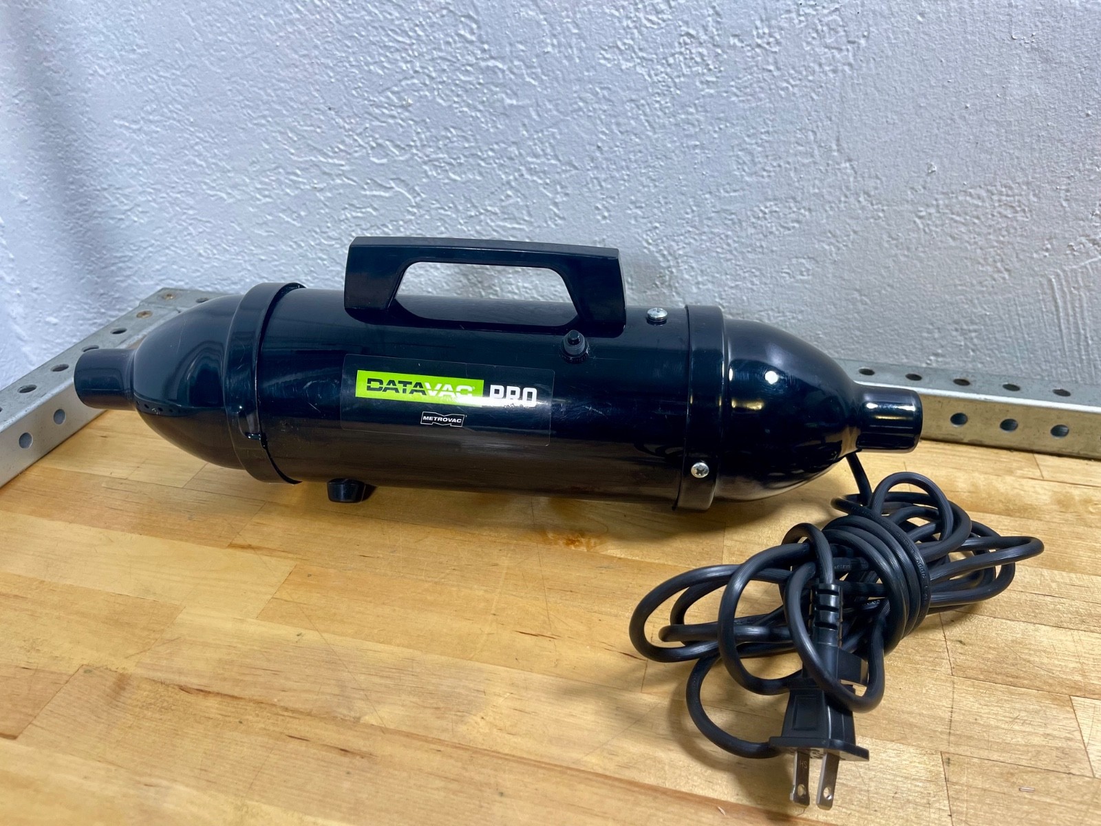MetroVac DataVac Pro Series Electric Air Duster & Vacuum  no accessories  Tested