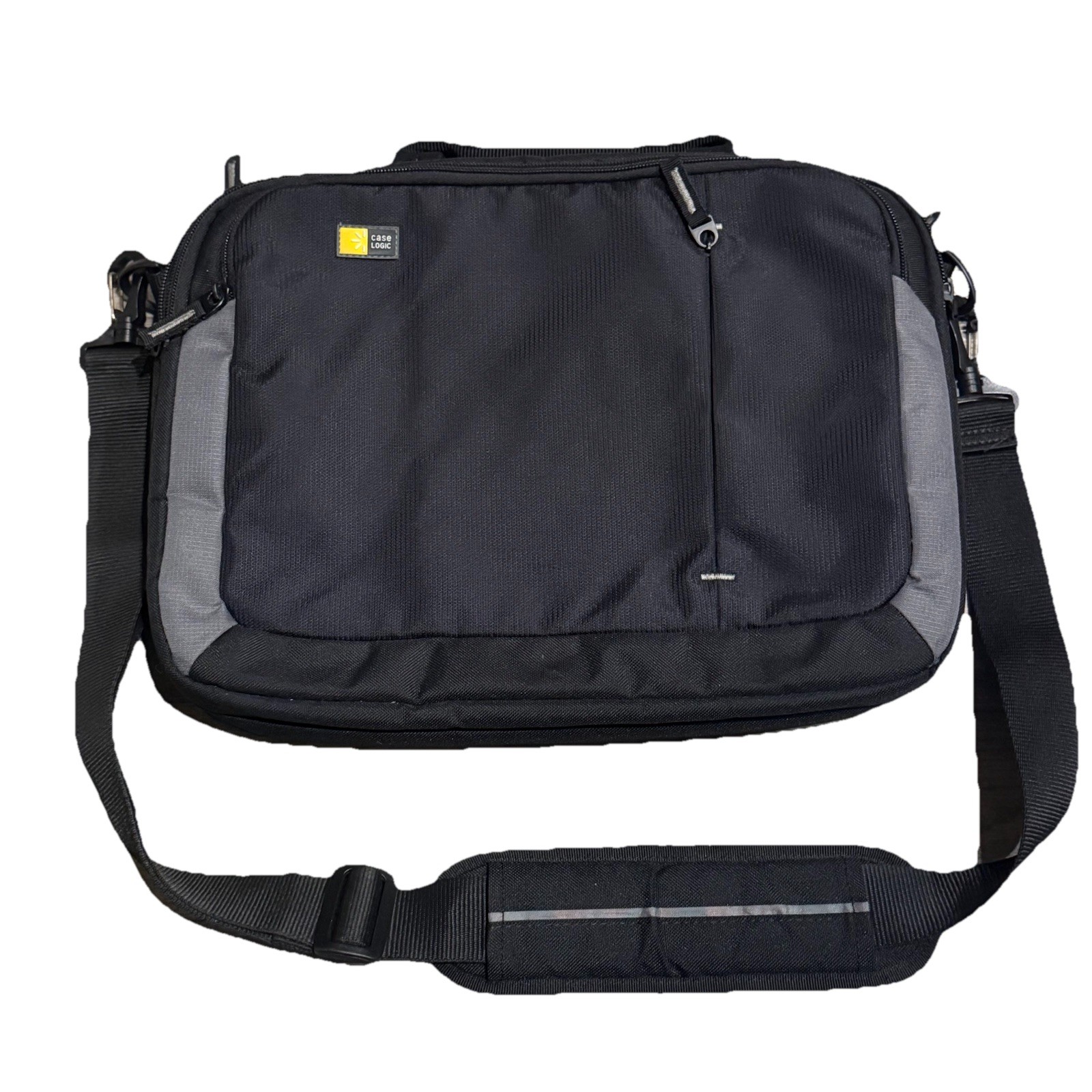 Case Logic 10” x 14” Carrier Bag For Tablet, Ipad. Laptop, Black
