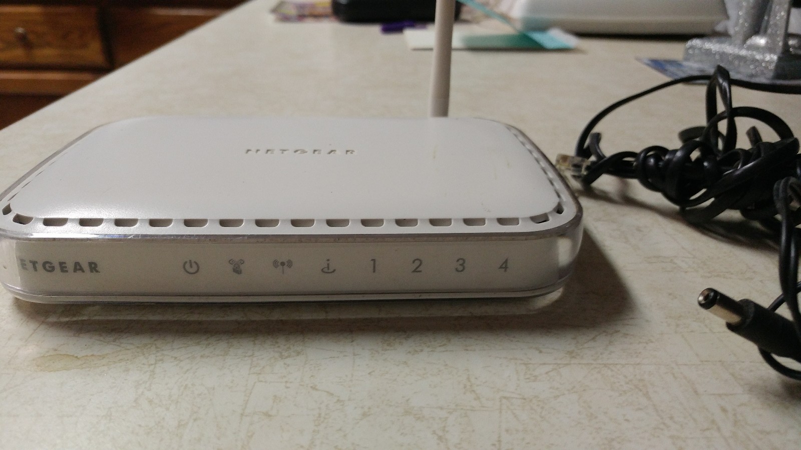 NETGEAR WGR614v10 Wireless N WiFi Router 4-Port Ethernet 2.4GHz w/ Power Cord