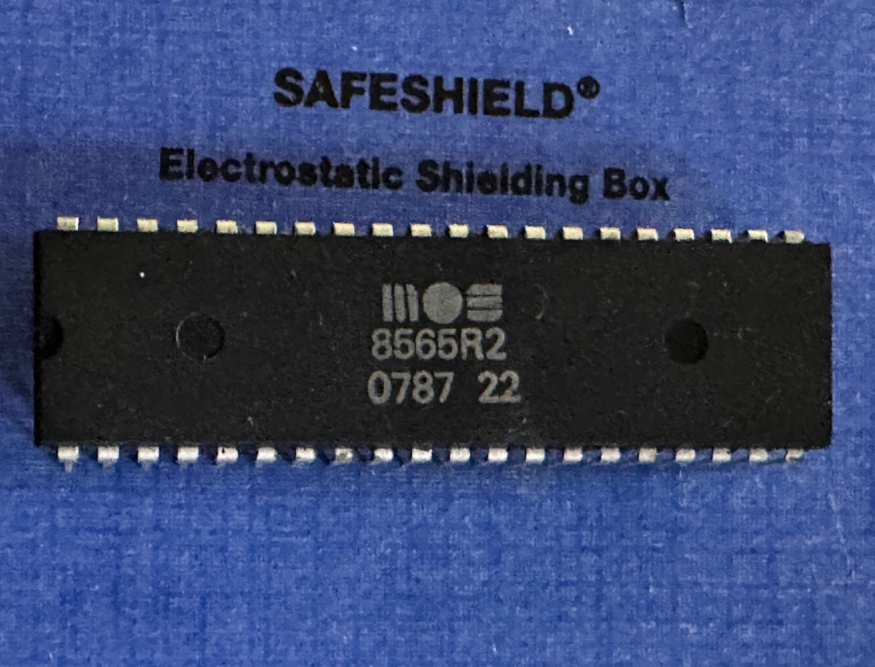 8565R2 Csg / Mos Video Chip Ic Vic, Commodore C64 #07 87